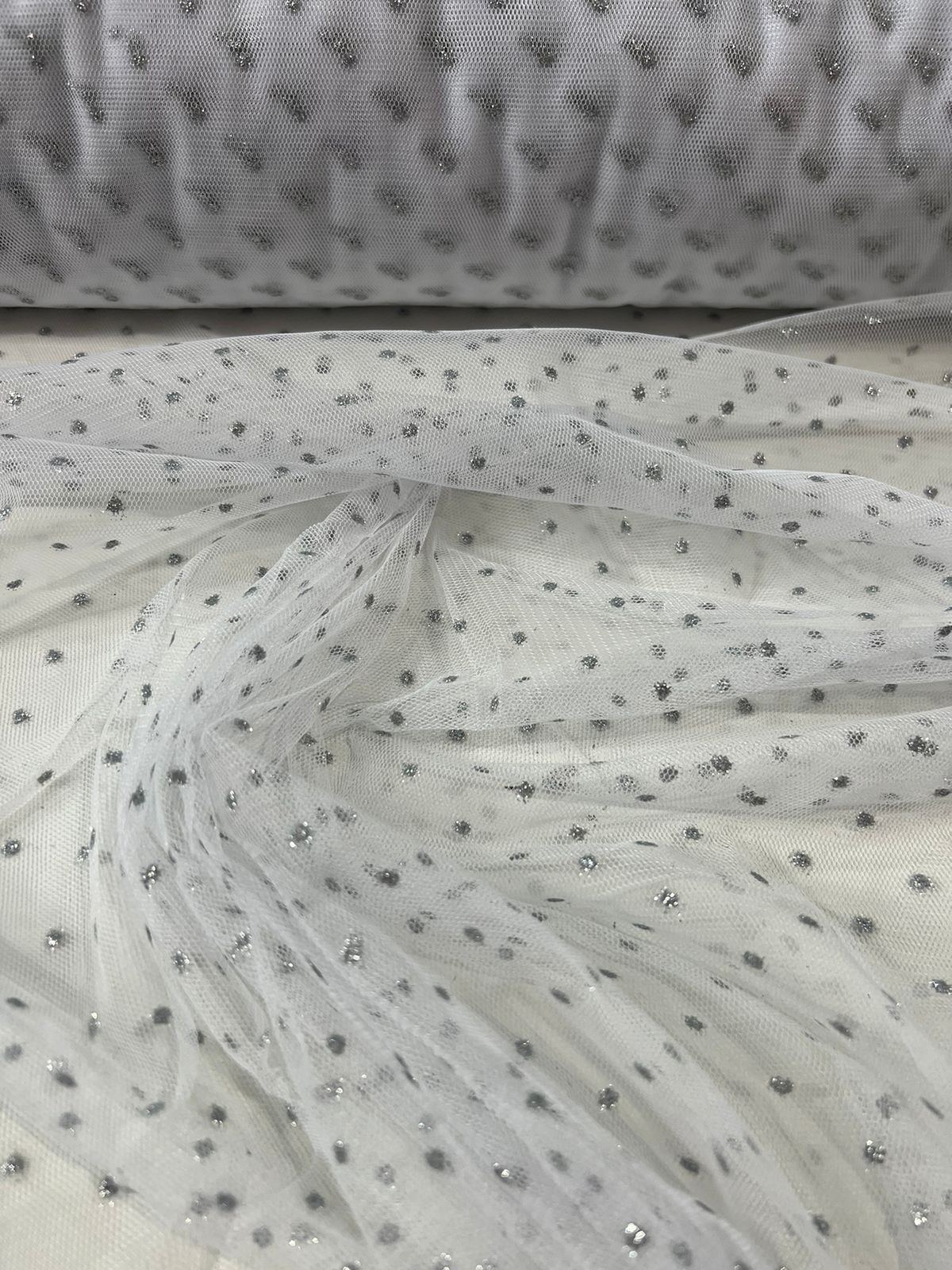 Tecido Tule Pingos D'água Tule com brilho Strass 1,40m largura