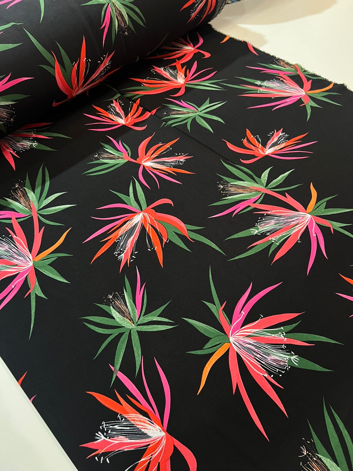 Tecido Crepe Duna Estampado  1,46 lagura