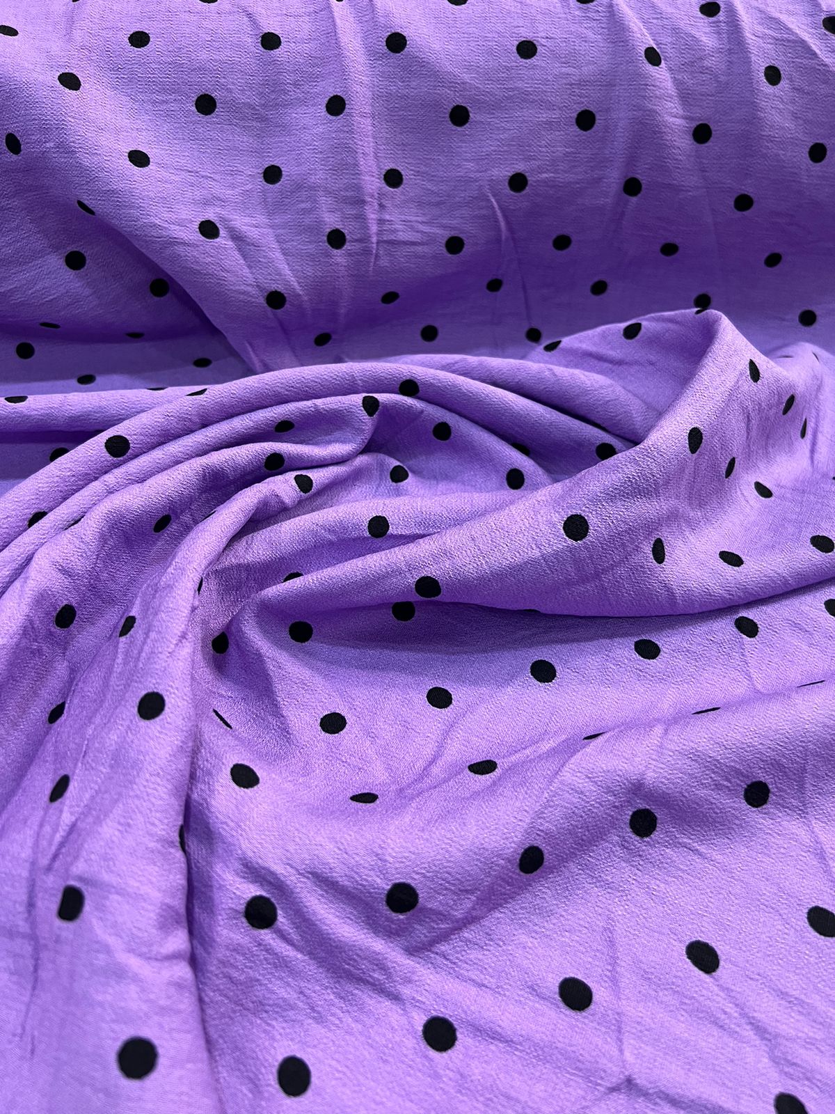 Tecido de viscolinho Capri 86% viscose 14% poliamida 1,40 largura