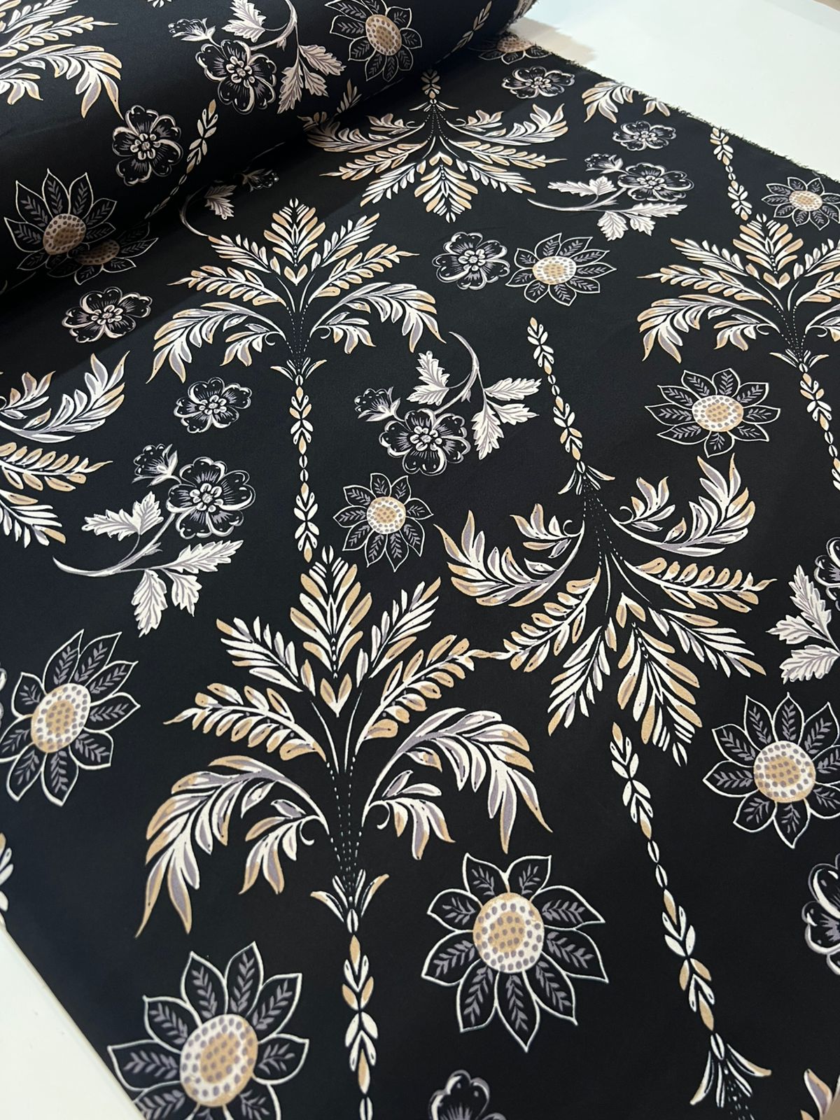 Tecido Crepe Duna Estampado  1,46 lagura