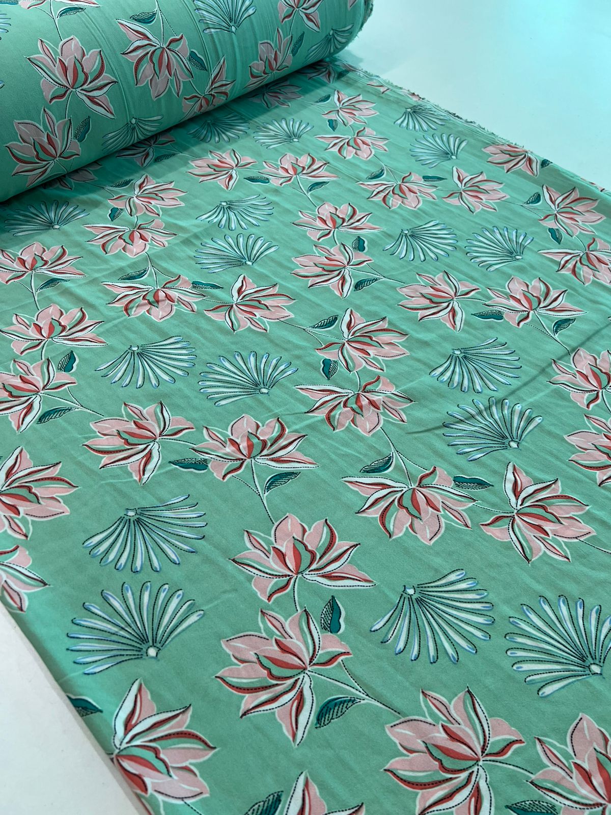 Tecido Crepe Duna Estampado  1,46 lagura