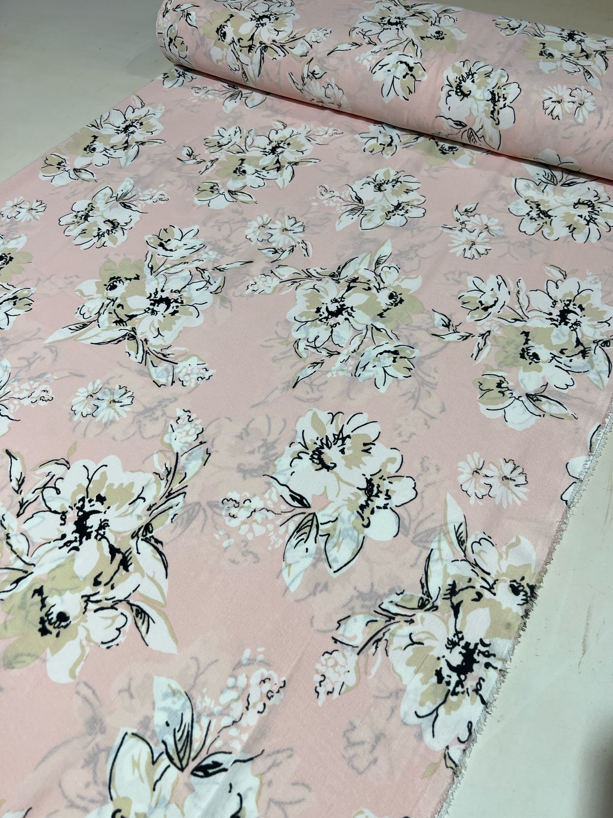 Tecido Crepe Duna Estampado  1,46 lagura