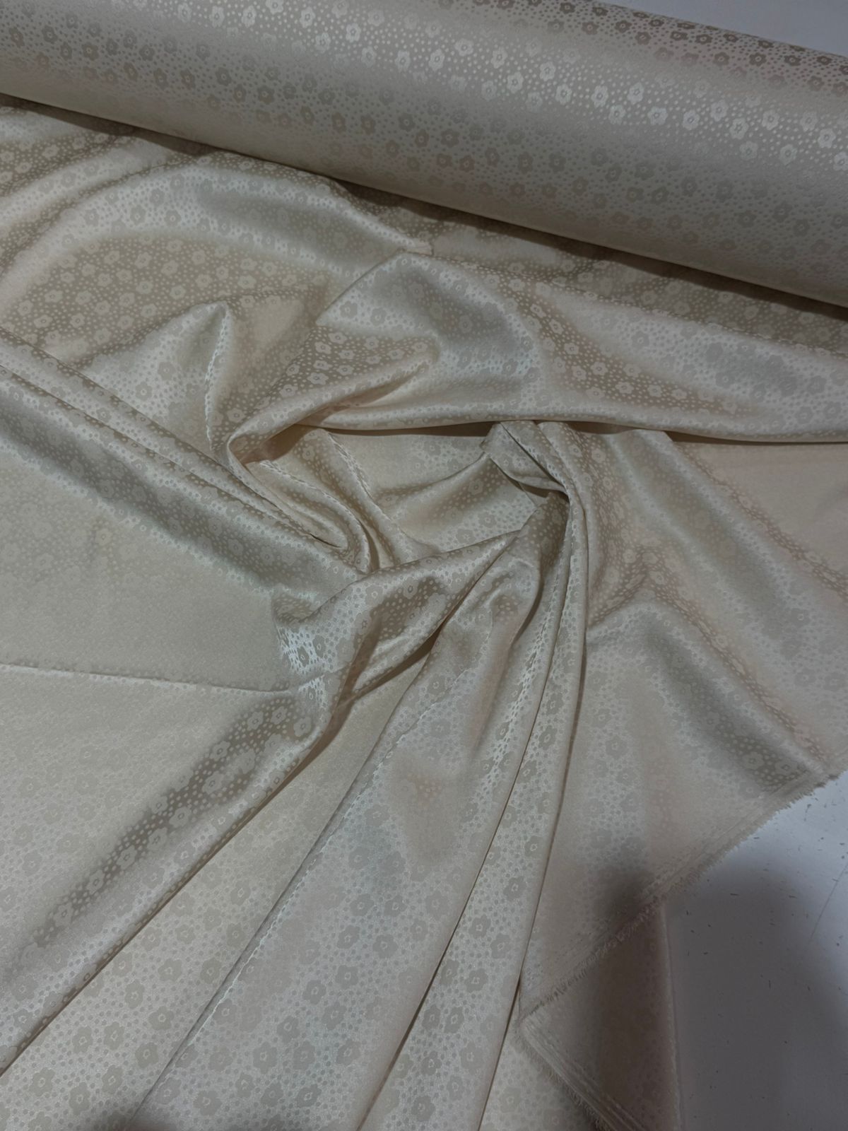 Tecido Jacquard Liberty Floral 1,50m largura