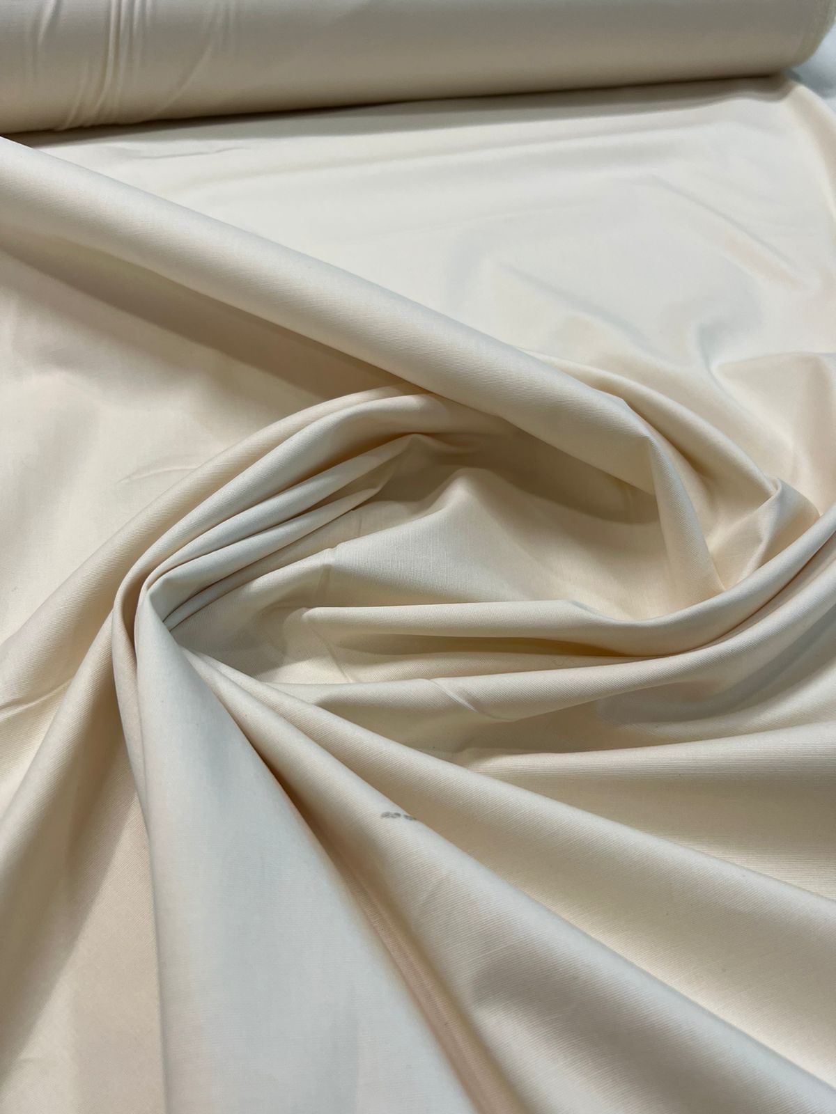 Tecido tricoline com elastano 1.50m largura