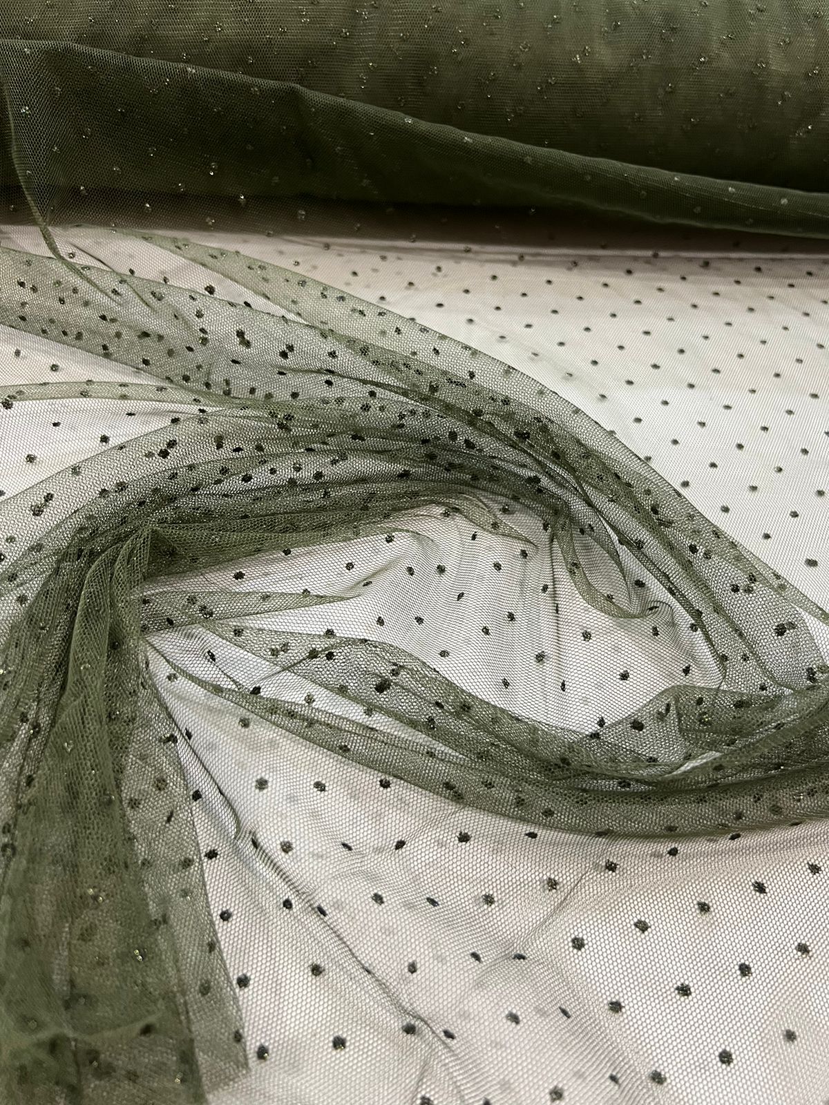 Tecido Tule Pingos D'água Tule com brilho Strass 1,40m largura