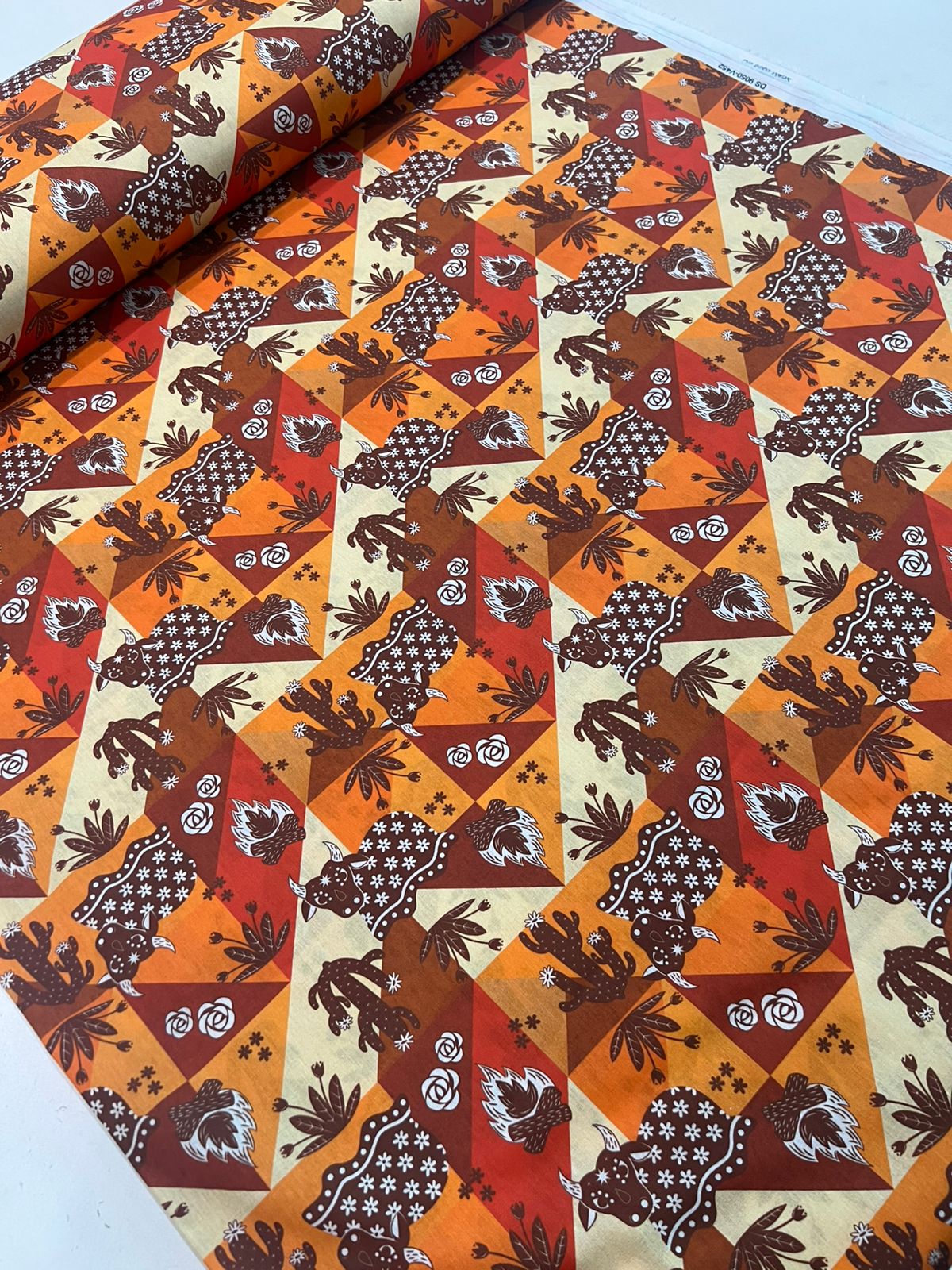 Tecido Tricoline 100% Algodão Estampado 50cmx 1,50m Patchwork Costura Artesanato Alta Qualidade