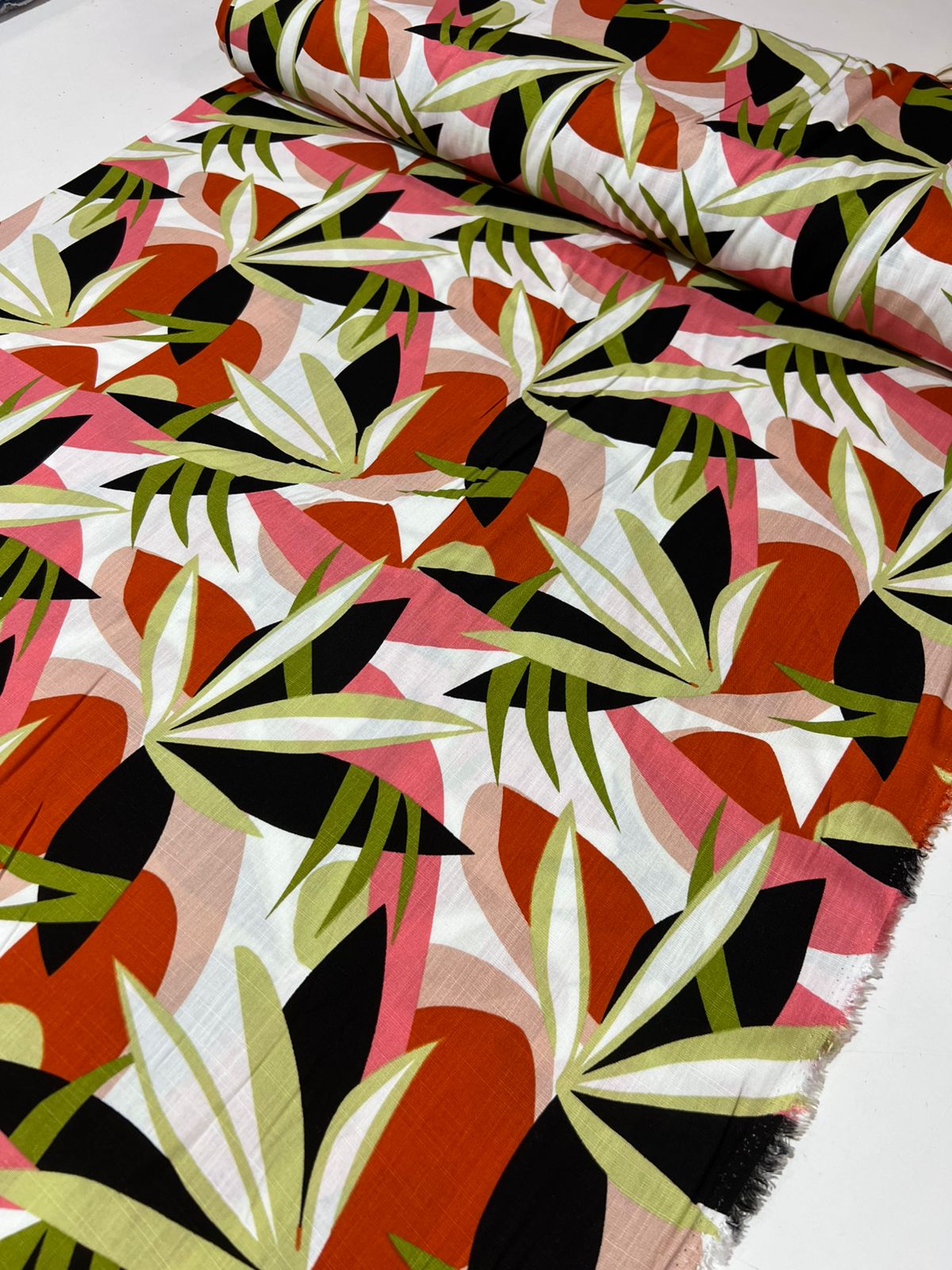 Tecido Viscolinho Estampado 100% Viscose 1,45m largura