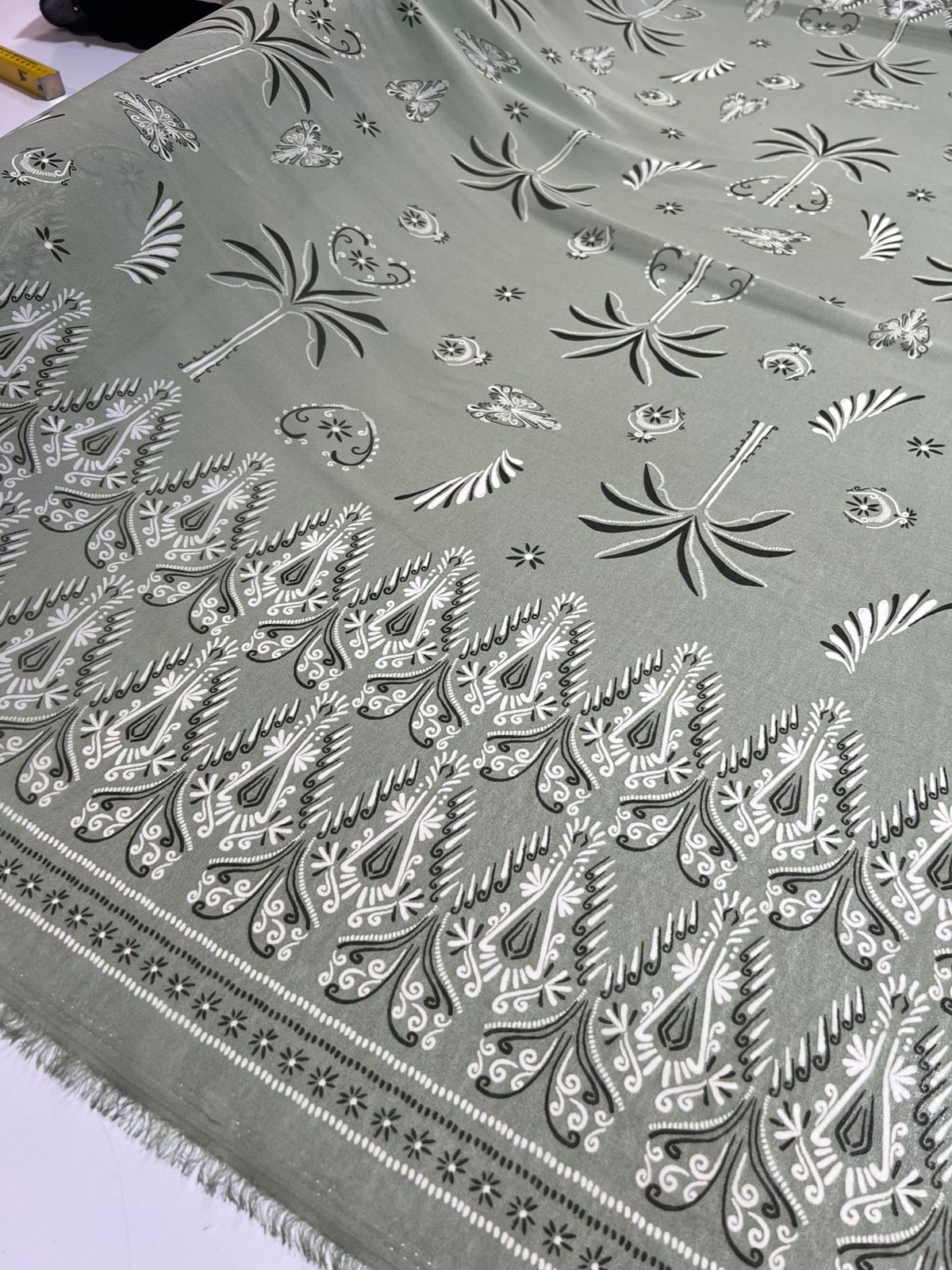 Tecido Crepe Georgette Estampado 1,50m largura