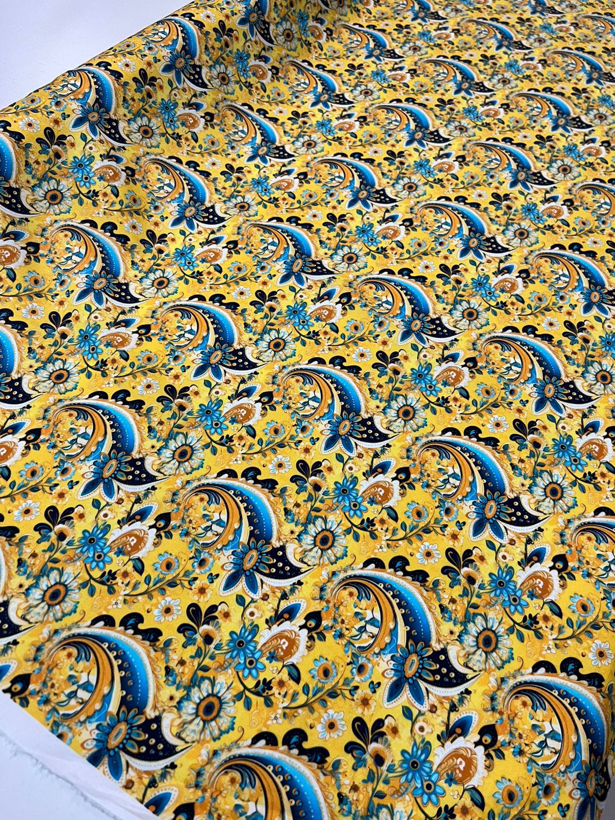 Tecido Tricoline  Estampas Digitais 100% Algodão 50cm x 1,50