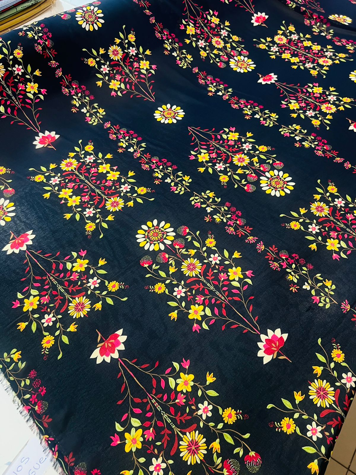 Tecido Crepe Georgette Estampado 1,50m largura