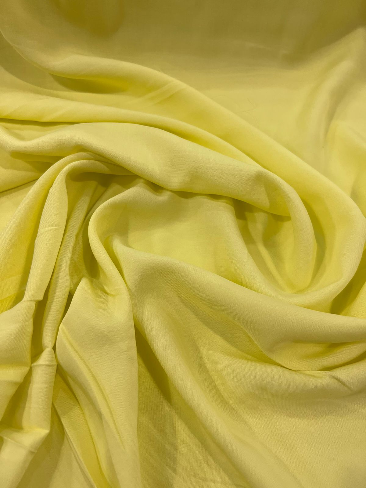 Tecido Viscose lisa 1,46m largura