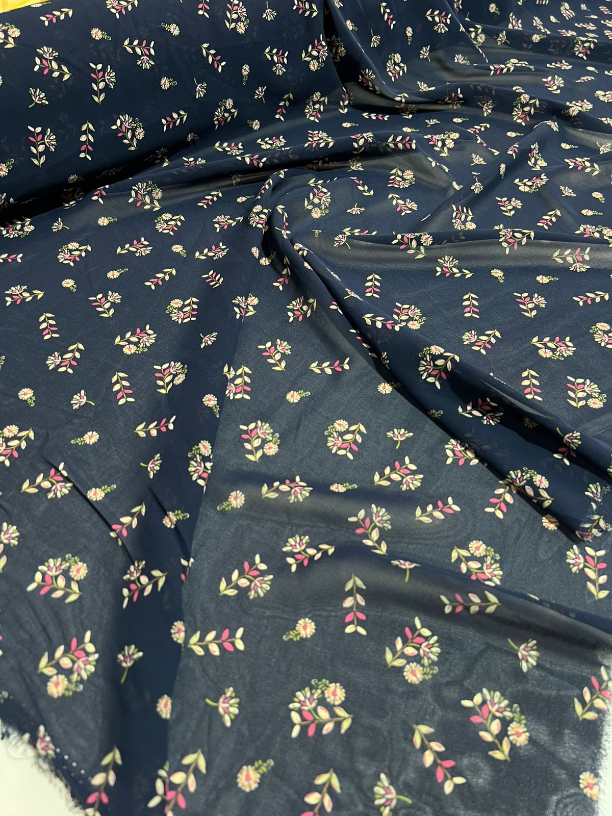 Tecido Crepe Georgette Estampado 1,50m largura