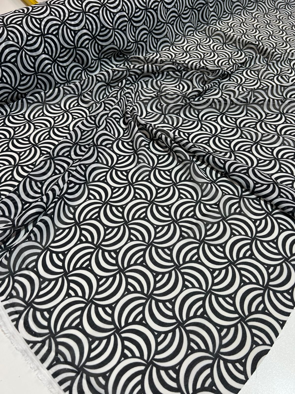 Tecido Crepe Georgette Estampado 1,50m largura