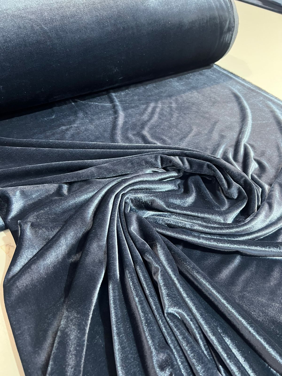 Tecido Veludo Molhado cristal Spandex 1,50m largura