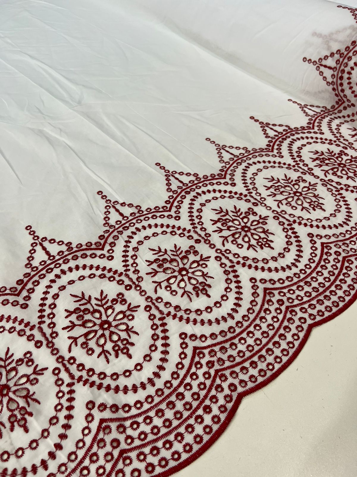 Tecido Laise Richilieu Barrada premium 100% algodão 1,30m largura