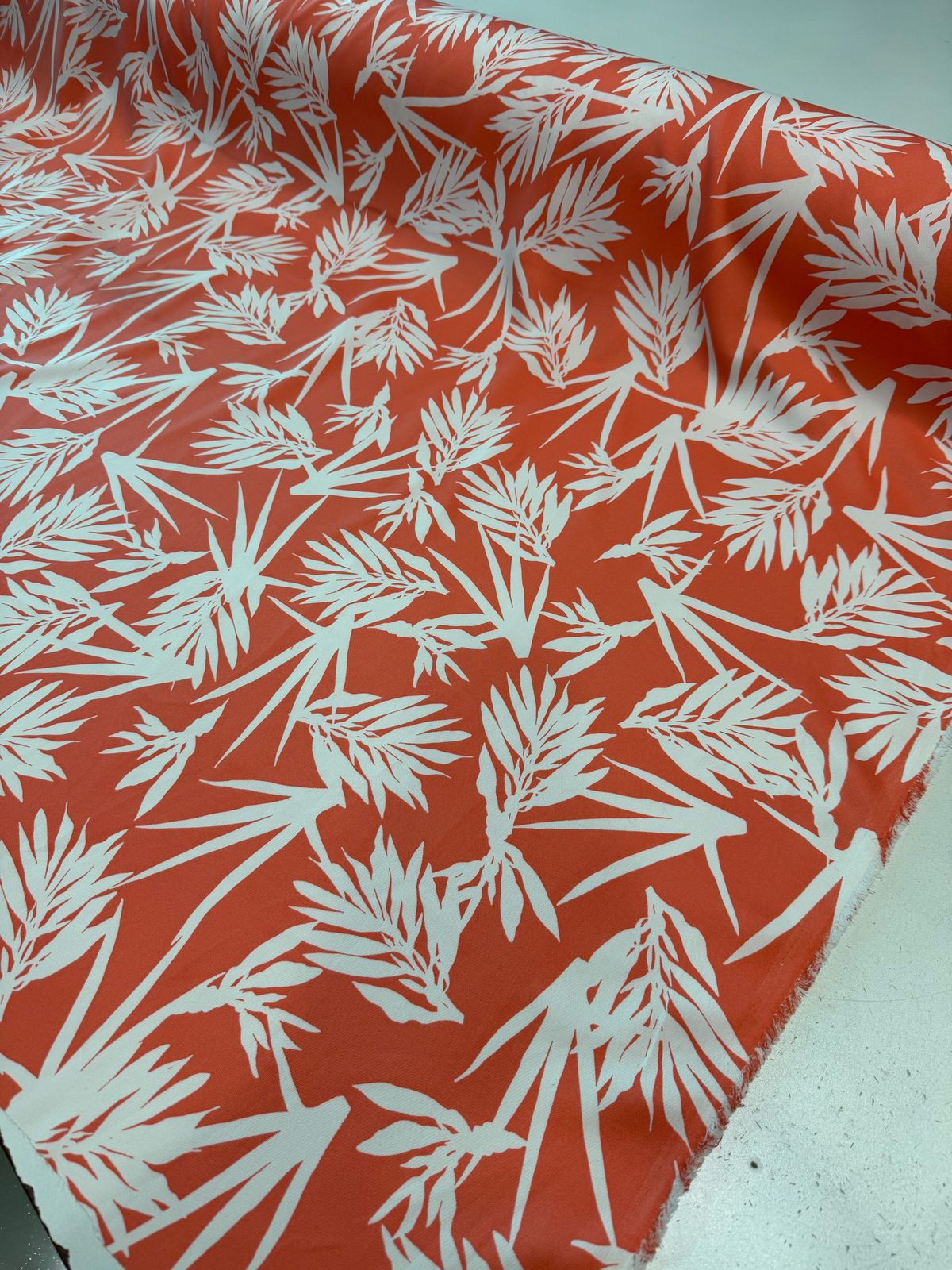Tecido Crepe Alfaiataria New Look Estampado 1mt x1,50m Largura