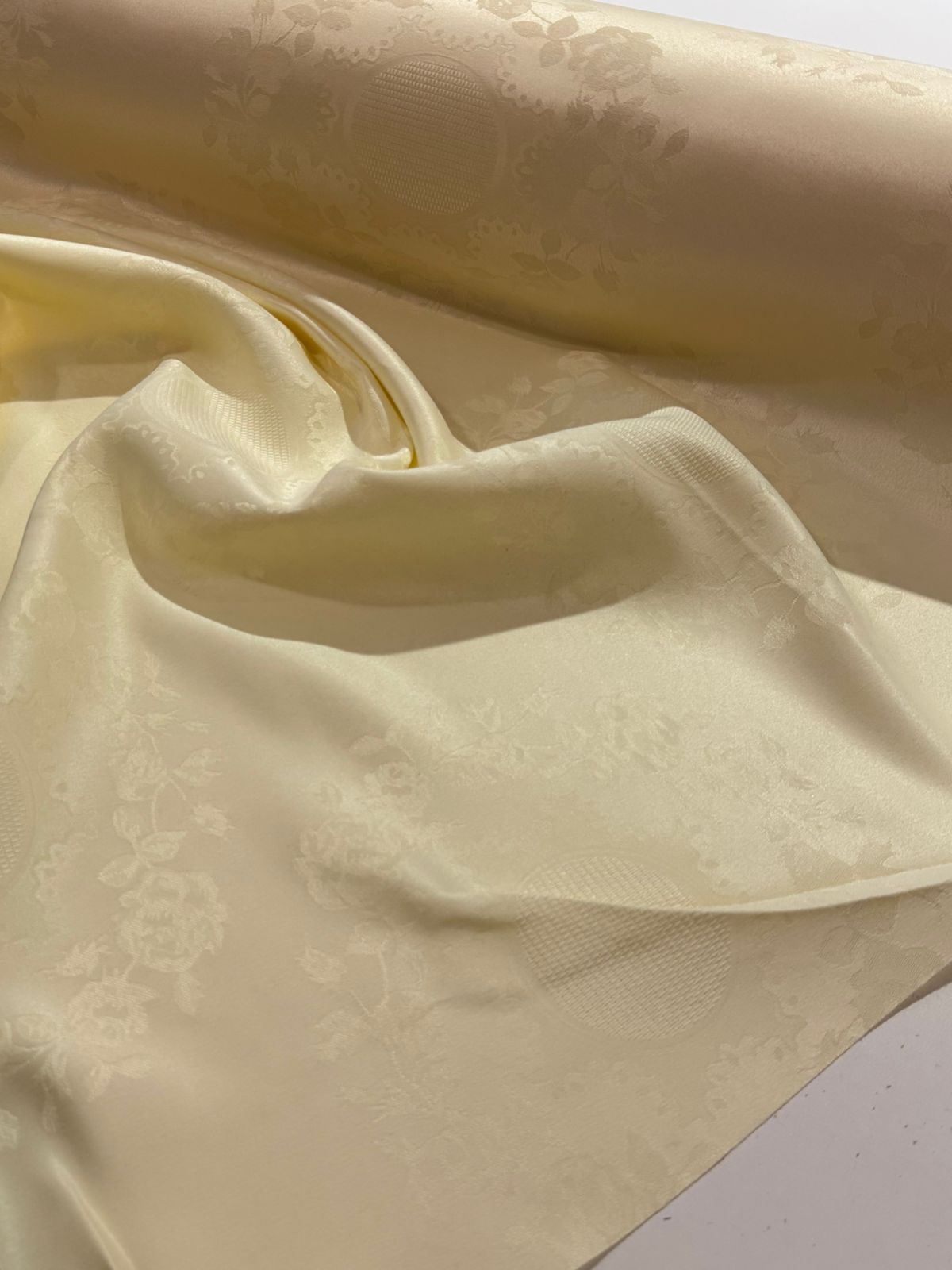 Tecido Jacquard trabalhado 1,50m de Largura