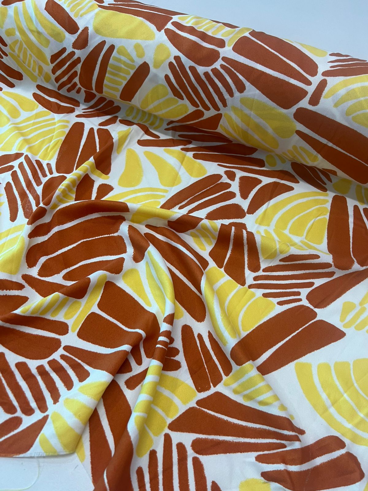 Tecido Crepe Duna Estampado Twill  / Air Flow l Liso Twill  1,5m largura