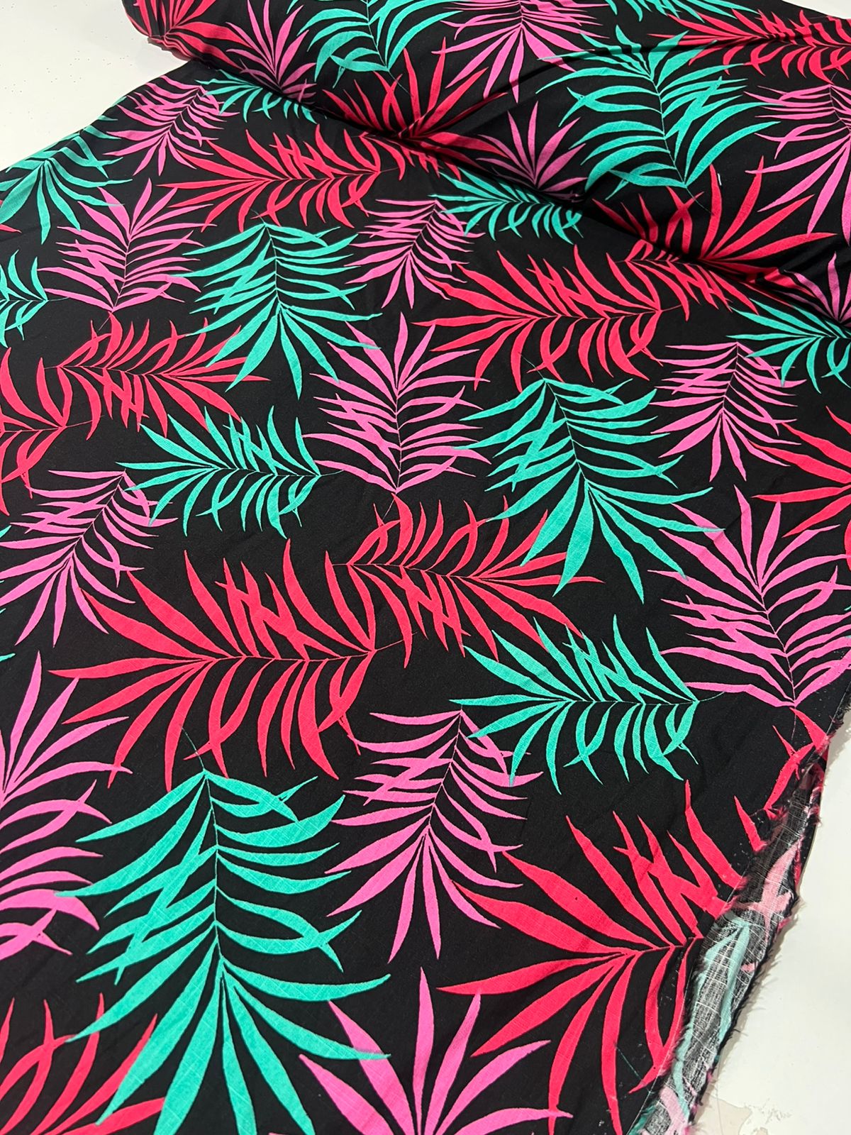Tecido Viscolinho Estampado 100% Viscose 1,45m largura