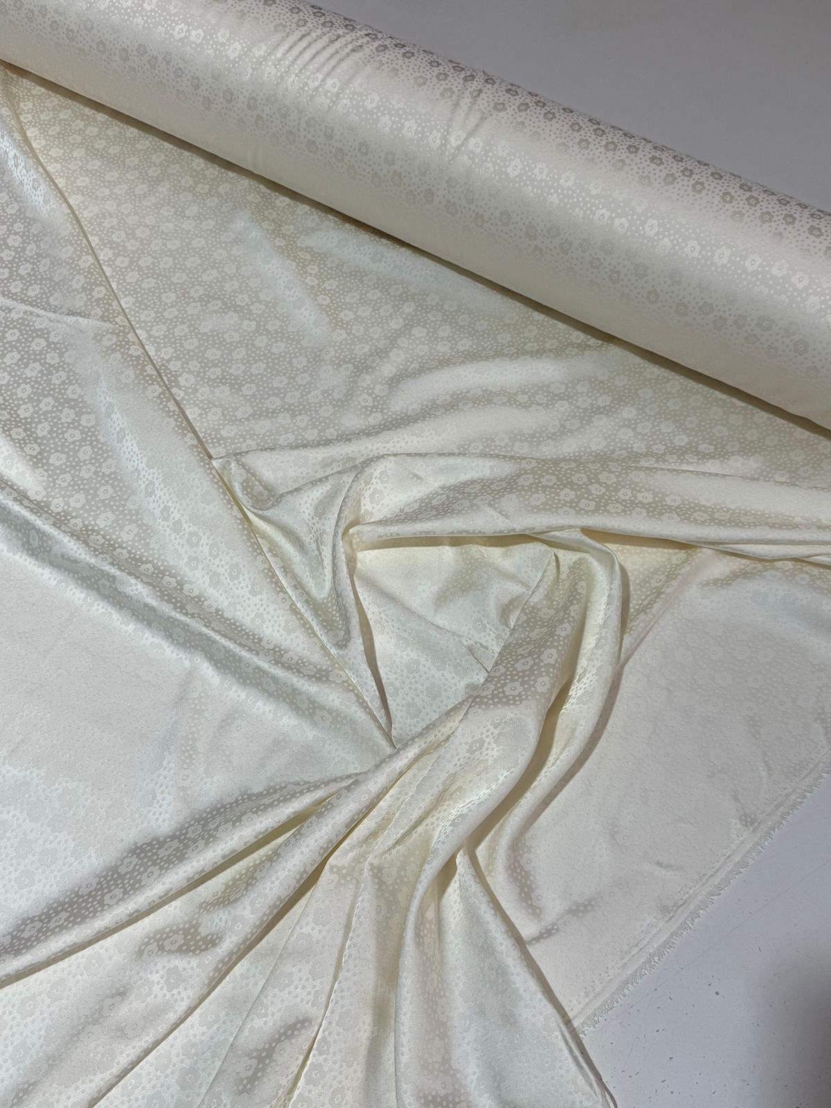 Tecido Jacquard Liberty Floral 1,50m largura
